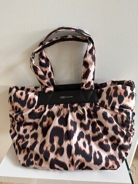 VEE COLLECTIVE Large Caba Tote Handbag Bag, Leopard Print